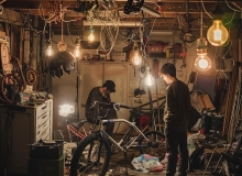 StockCake-Busy_Workshop_Activity_1764204327