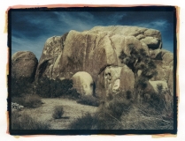 Photo © Lisa Russell, Rocks 1 (2024) | Instagram @lisabrussell