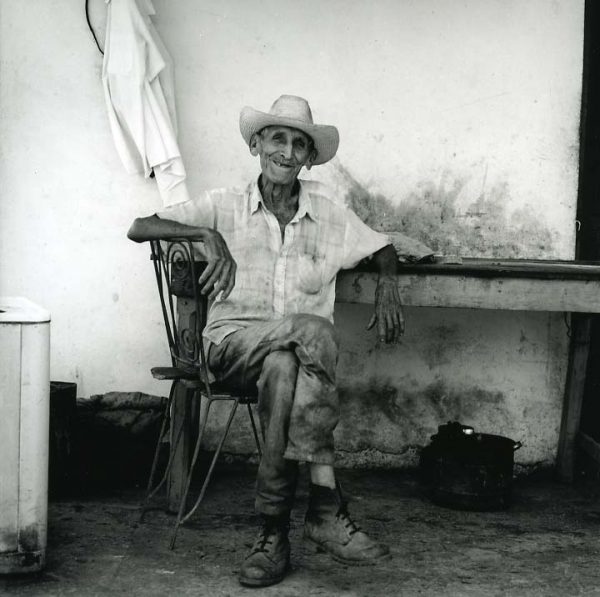 Cuba stories Cuban worker by photographer Jock McDonald