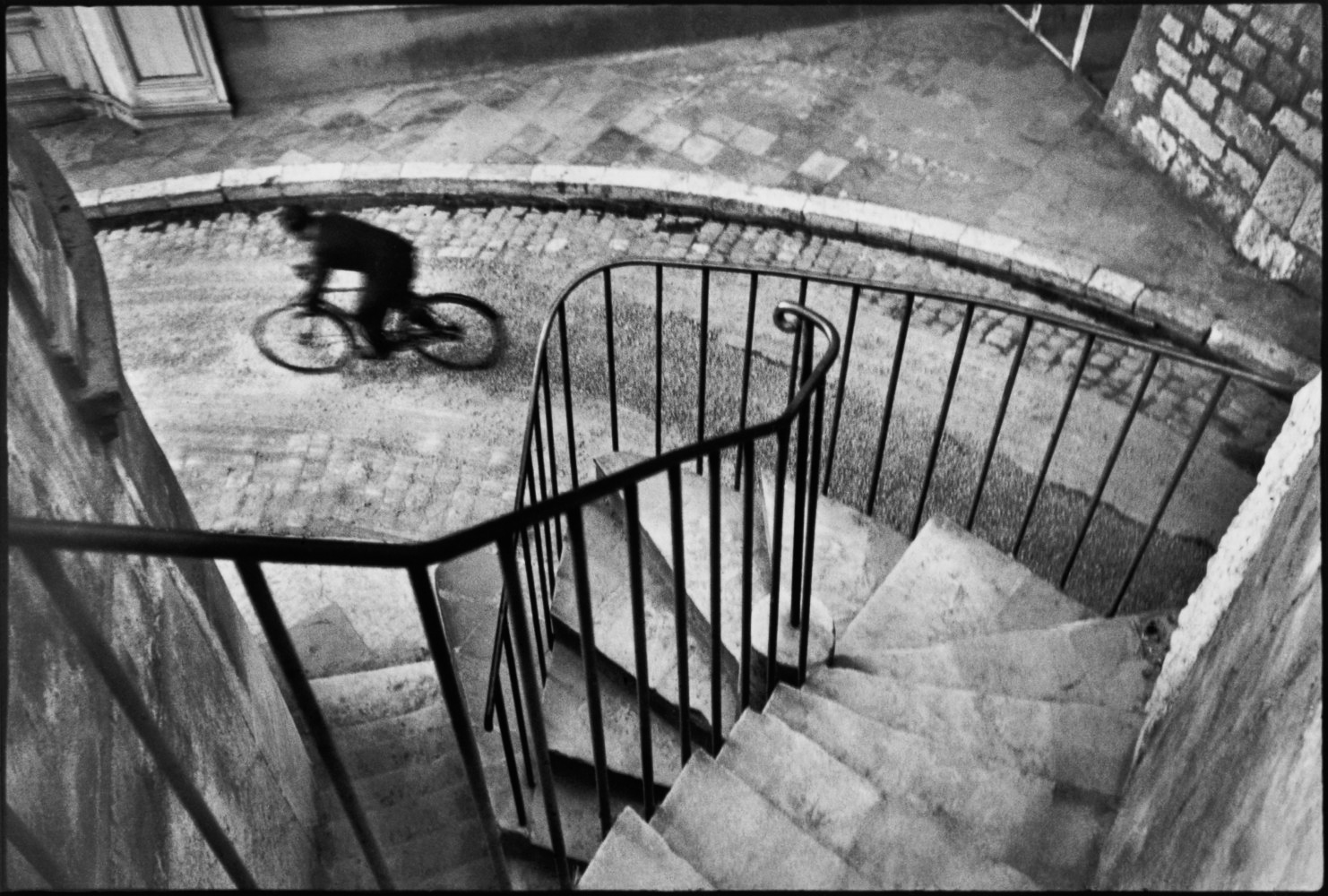 Masters of Photography: 2019 Lecture Series with Jeffrey Martz. Photo © Henri Cartier-Bresson